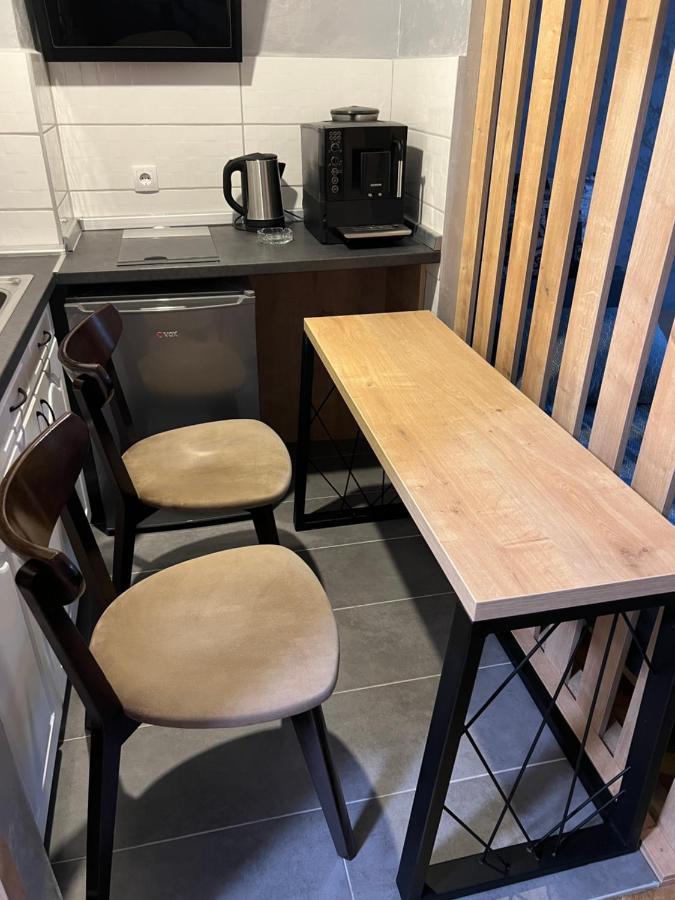 Apartman Didi2- Free Private Parking-Garage Novi Sad Buitenkant foto
