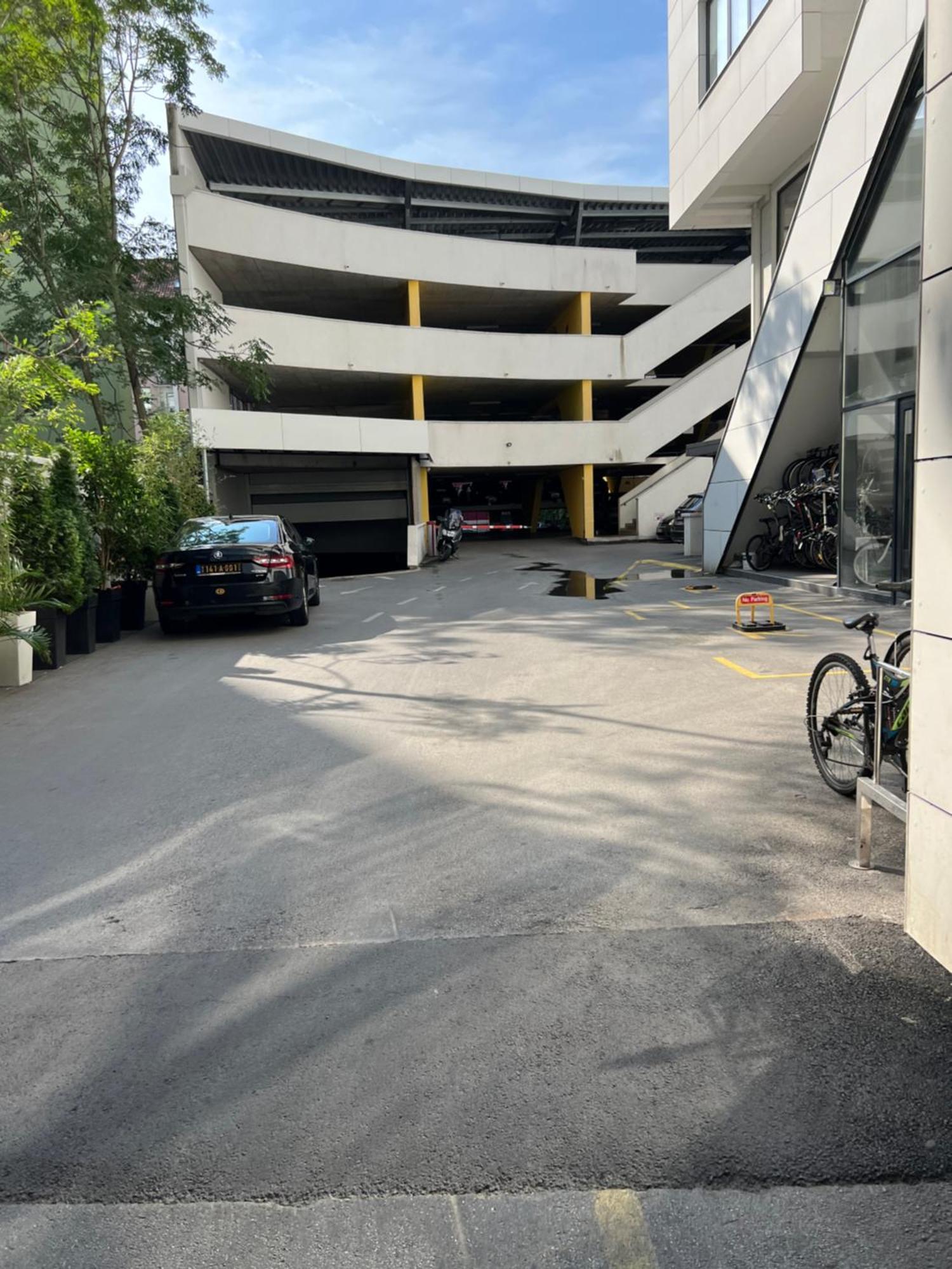 Apartman Didi2- Free Private Parking-Garage Novi Sad Buitenkant foto
